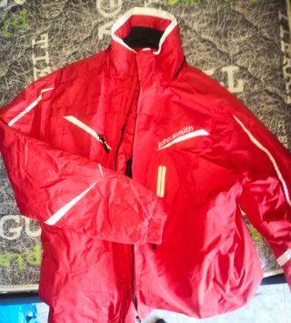 Cazadora nieve John Smith roja talla S
