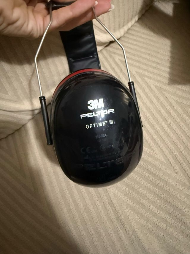 Protectores auditivos 3M Peltor Optime III