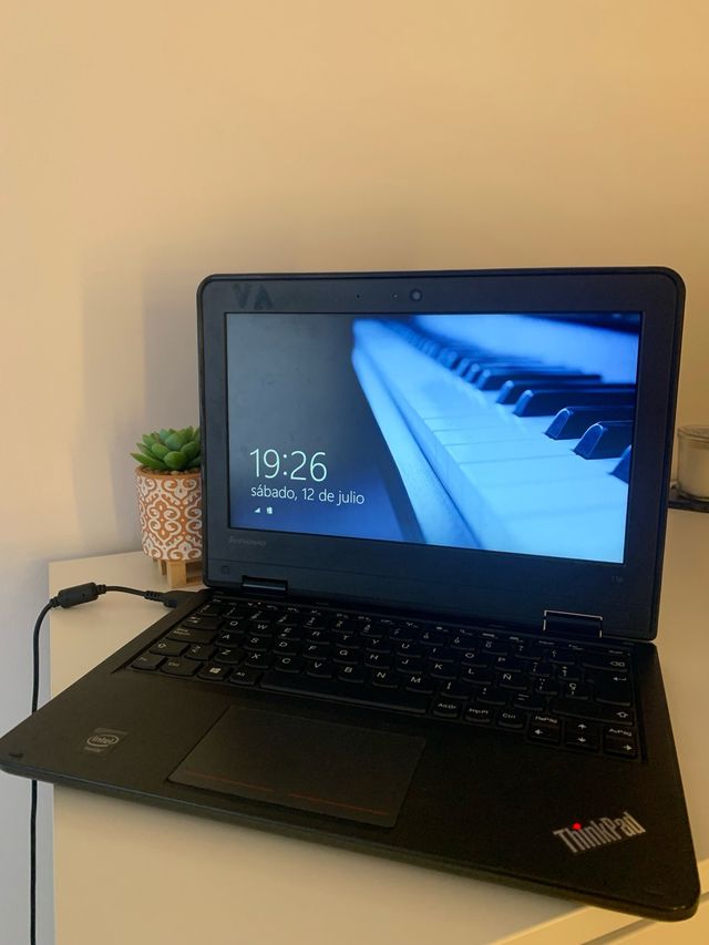 Lenovo ThinkPad: Portátil pequeño