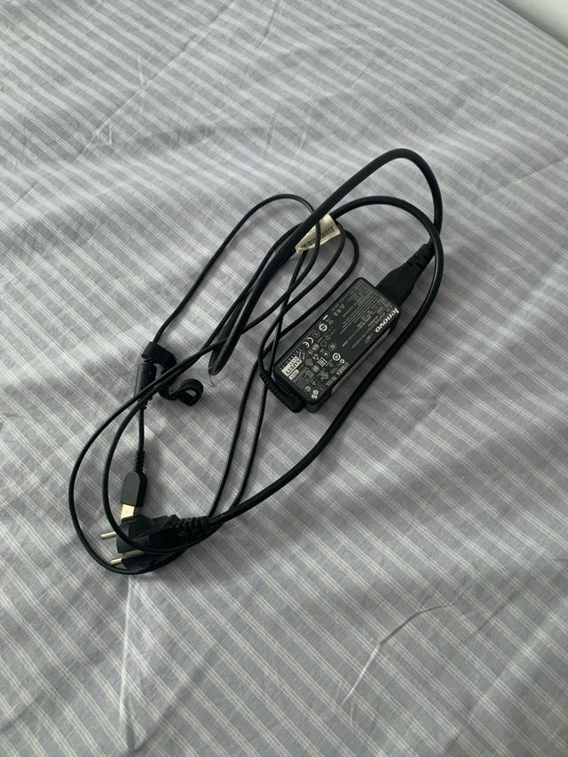 Lenovo ThinkPad: Portátil pequeño