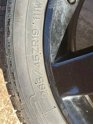 Llantas 285/45 R19 Mercedes ML AMG