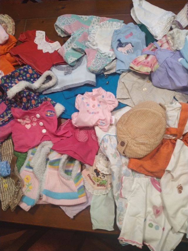 Ropa para muñecos - 45 piezas