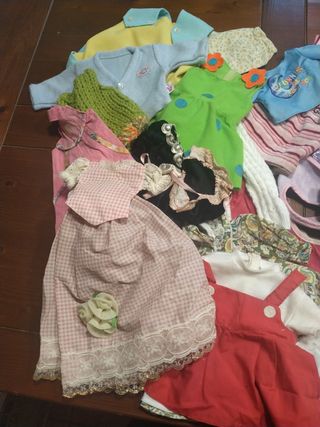 Ropa muñecas vintage (42 piezas).