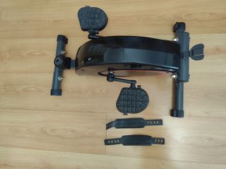 Bicicleta estática de pedales. Sin contador de km