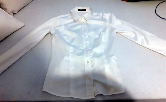 Camisa GUESS blanca talla XS