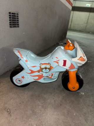 Moto correpasillos infantil NUBY