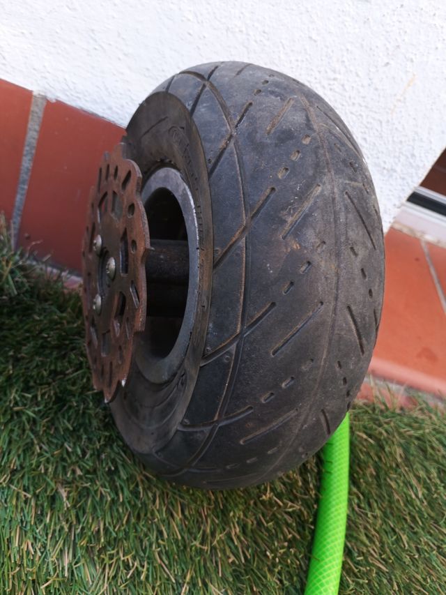 Rueda patinete - llanta+neumático 3.50-4