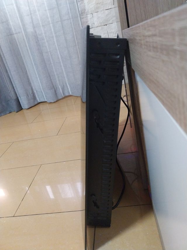 Chimenea eléctrica decorativa negra función estufa