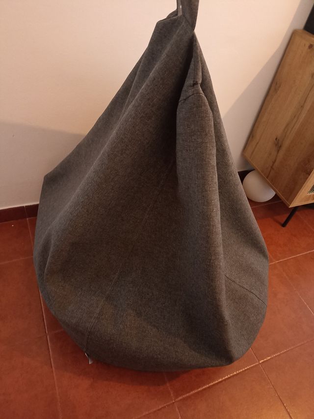 Puff grande gris - Cómodo