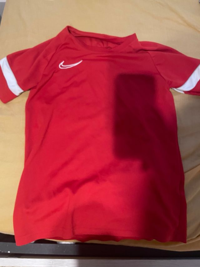 Camiseta Nike Jr. L (147-158cm)
