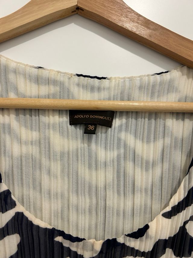 Vestido midi elegante Adolfo Dominguez