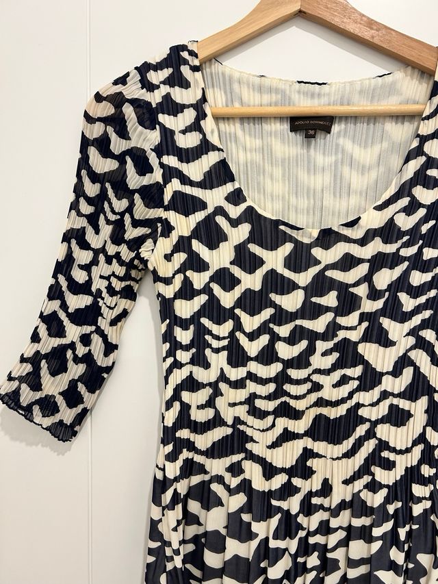 Vestido midi elegante Adolfo Dominguez