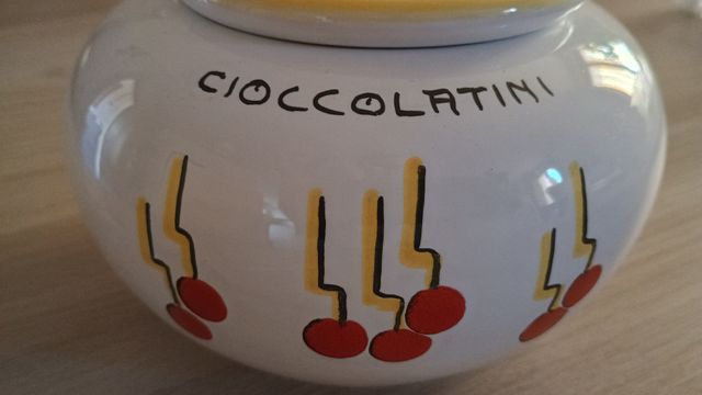 Scatola cioccolatini vintage