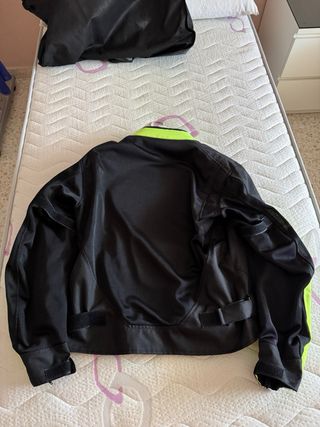 Chaqueta moto DBK negra reflectante