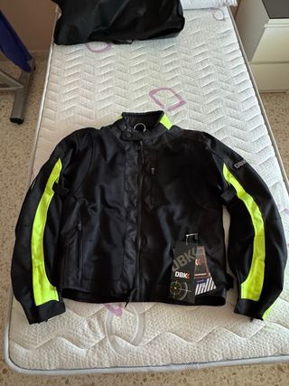 Chaqueta moto DBK negra reflectante