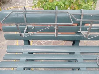 Supporto per vasi in ferro battuto