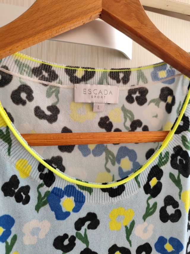 Camiseta Escada nueva TL