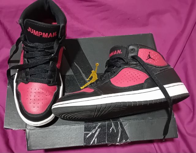 Air Jordan - Zapatillas rojas y negras