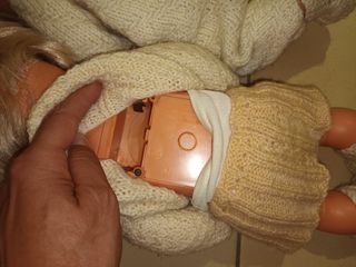 2 Muñecas antiguas de plástico