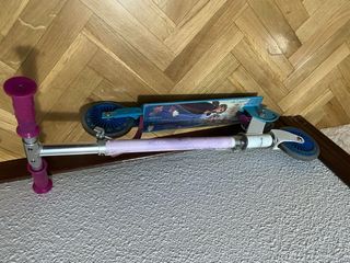 Patinete infantil Frozen