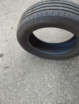 Neumático usado 205/55 R 16.91V.
