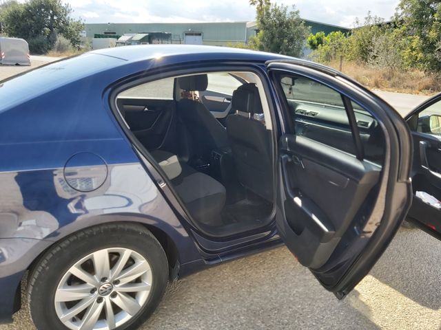 Volkswagen Passat 2013