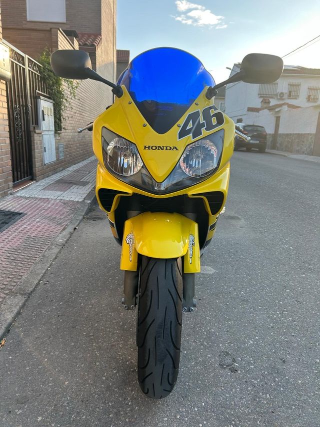  Oportunidad!!Honda CBR 600 F Sport Rossi 4000€!!