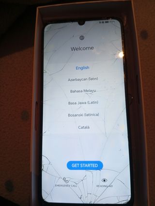 SE VENDE MÓVIL HONOR X7 LA PANTALLA ESTA ALGO MAL.