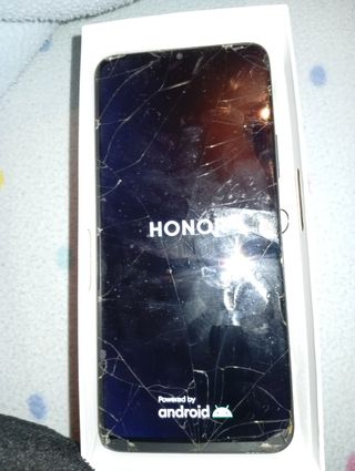 SE VENDE MÓVIL HONOR X7 LA PANTALLA ESTA ALGO MAL.