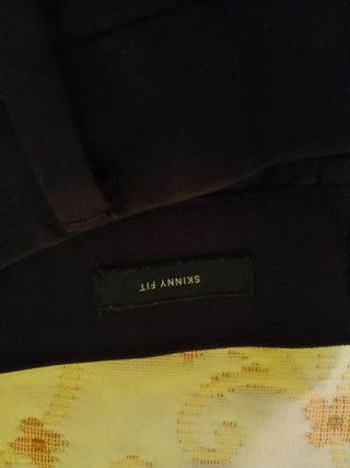 Pantalón negro caballero