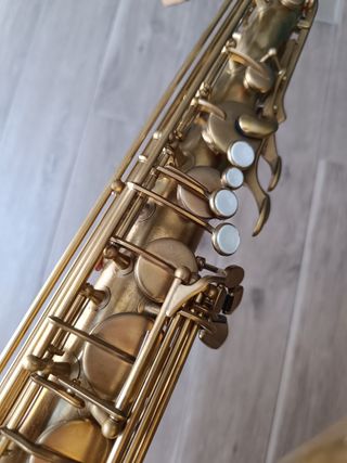 Saxo Tenor Yamaha YTS-32 Logo Púrpura