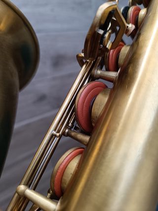 Saxo Tenor Yamaha YTS-32 Logo Púrpura