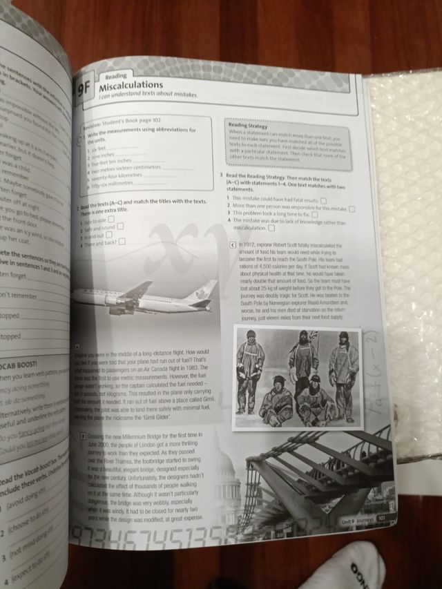 Solutions 3rd Edition Intermediate. Workbook Pk