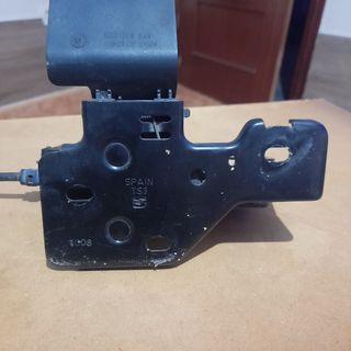 Cerradura capo Seat Leon MK2