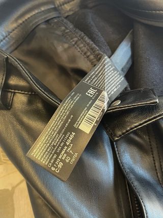 Pantalones negros Mango - cuero ecológico