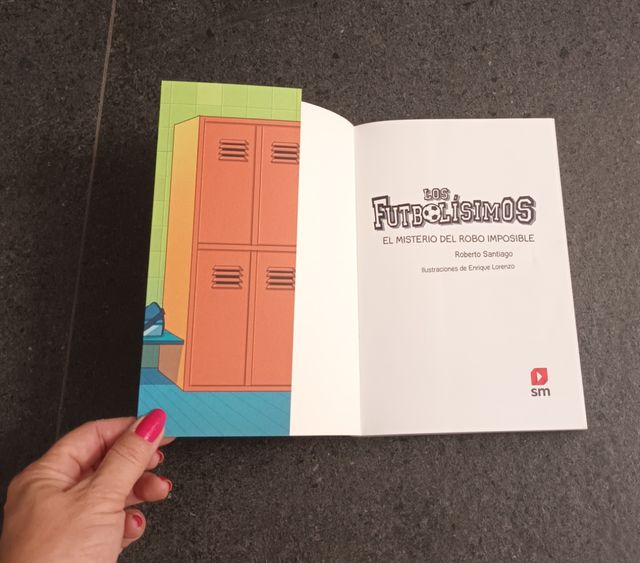 Los Futbolísimos 5: El misterio del robo imposi...