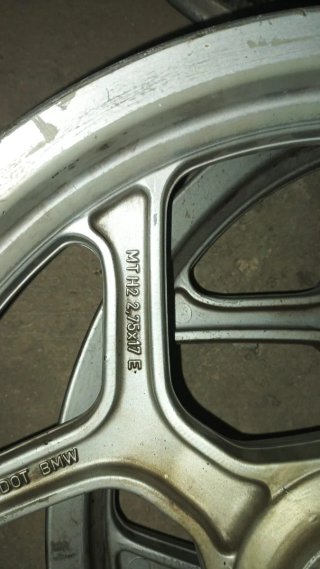Llantas BMW K75 - Delantera y Trasera