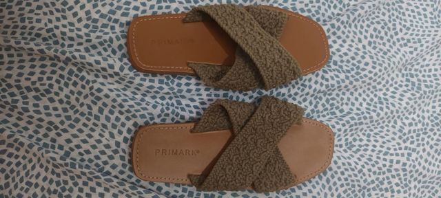 Sandalias Primark - Marrón-Verde