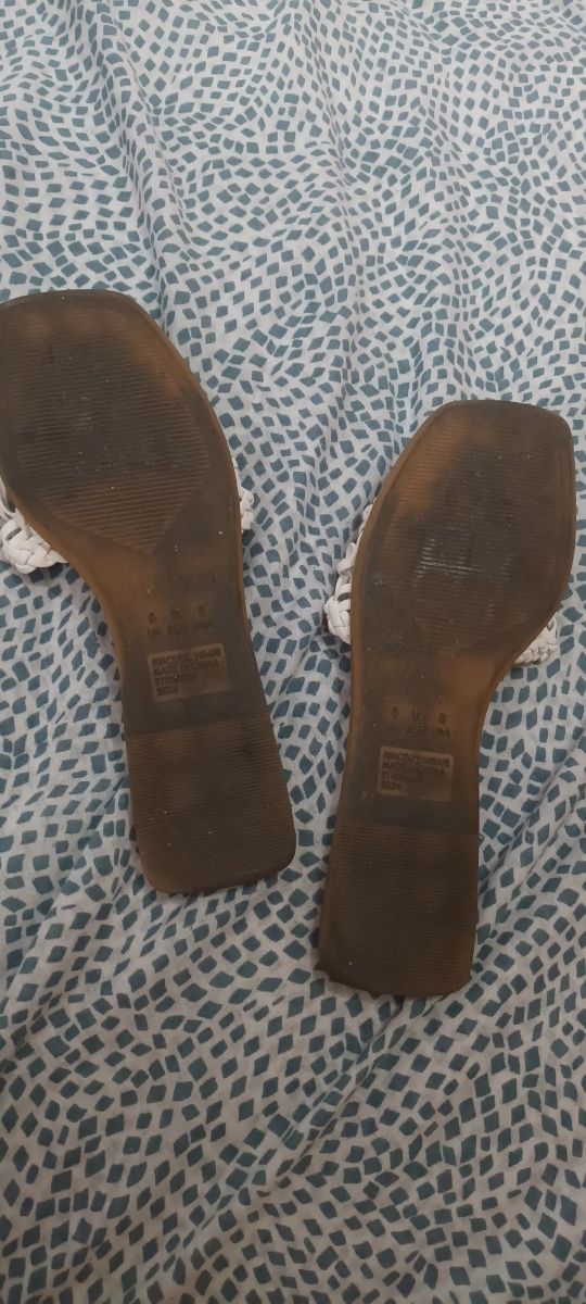 Sandalias blancas Primark