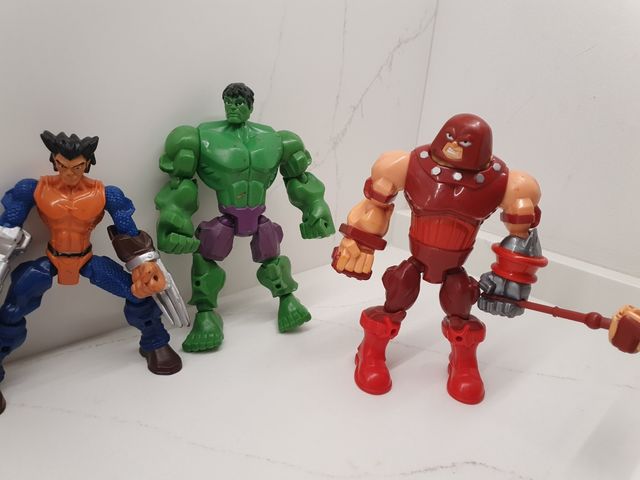 4 Figuras Marvel: Hulk/Thor/ Lobezno/Hombre Masa