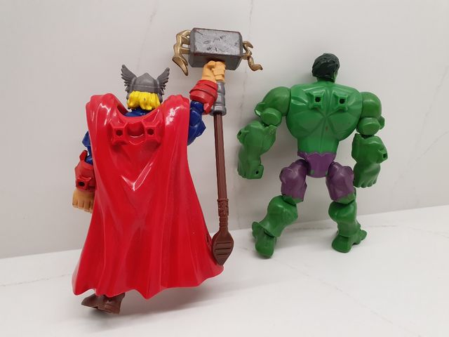 4 Figuras Marvel: Hulk/Thor/ Lobezno/Hombre Masa
