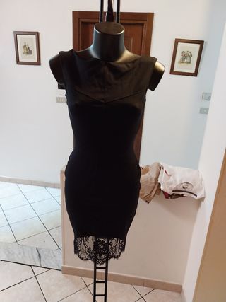 Abito nero Guess - tg.S