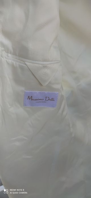 Chaqueta Massimo Dutti blanca de lino