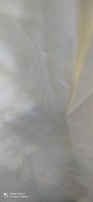 Chaqueta Massimo Dutti blanca de lino