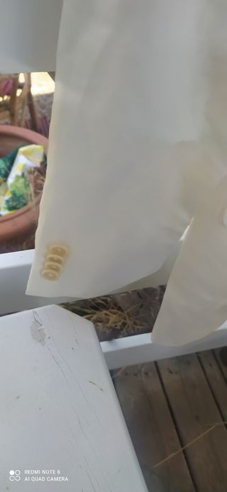 Chaqueta Massimo Dutti blanca de lino