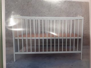 Cuna bebé blanca - Ikea y colchon