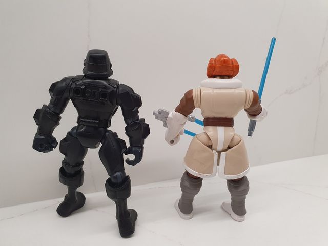 4 Figuras Star Wars grandes