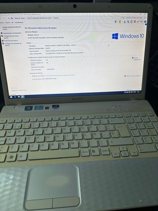 Portátil Sony Vaio i5 4GB RAM
