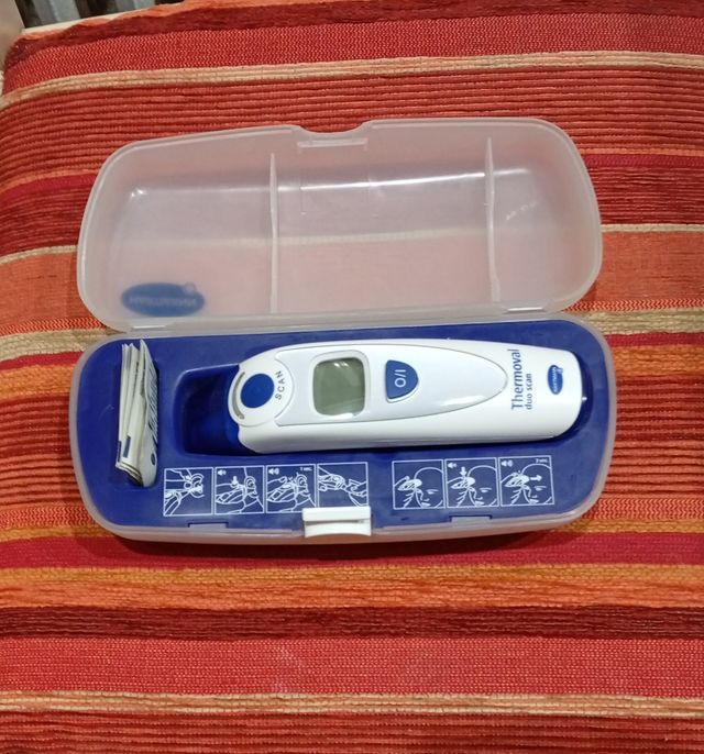 Termómetro doble scan