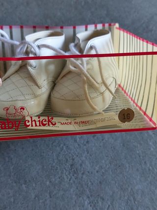 Scarpine Baby Chick pelle bianca